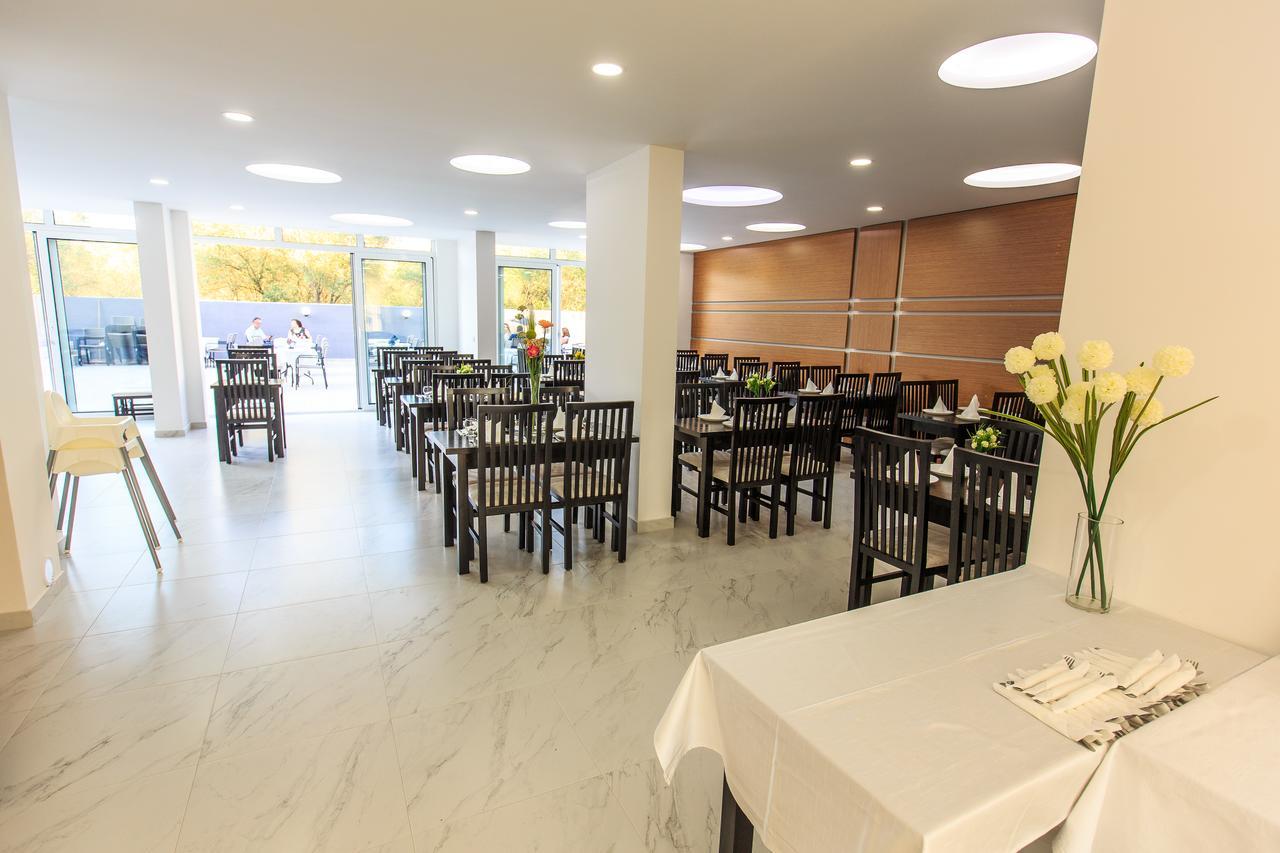 Scandinavian Hotel - Ulcinj Ulqin 外观 照片