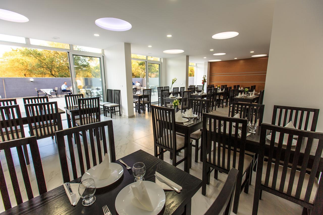 Scandinavian Hotel - Ulcinj Ulqin 外观 照片